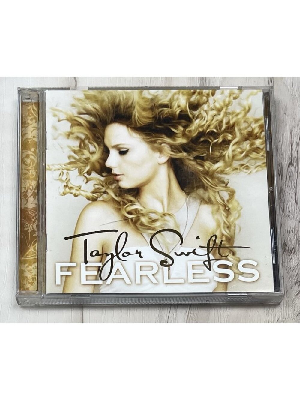 Fearless by Taylor Swift CD 2008 + Poster & Liner Notes *Hairline Crack in Case*